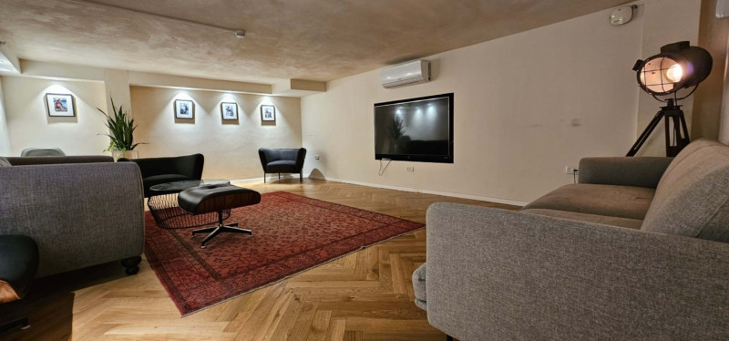 חדר משרד קרקע 500 מ״ר עם מרפסת להשכרה ברחוב המסגר ת״א