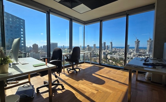 חדר עבודה משרד להשכרה במגדל רסיטל תל אביב, 226 מ״ר