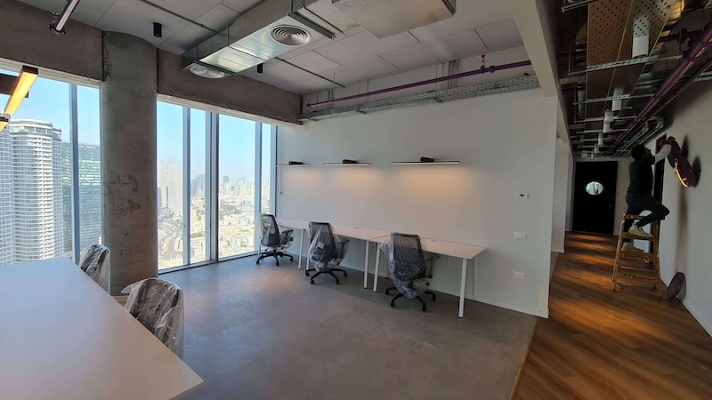 חדר צוות משרד מרוהט להשכרה בתאומי רובינשטיין, קומה 30, (Snappy)