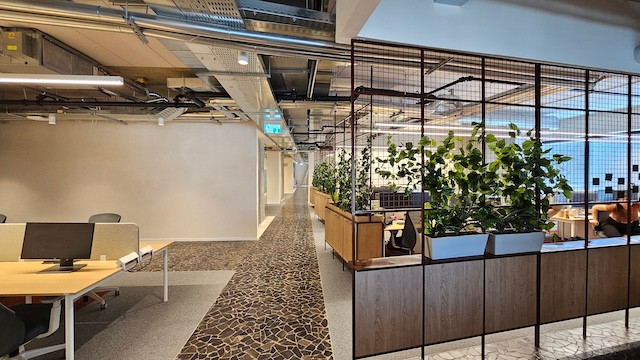 חלל פתוח משרד עם מרפסת להשכרה במגדלי דה וינצ׳י תל אביב, 350 מ״ר