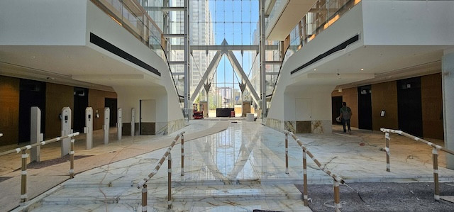 כניסה משרד להשכרה בלנדמרק שרונה תל אביב, קומה 40, (optibus)