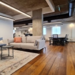 כניסה משרד להשכרה במסגר 53 ת״א, 200 מ״ר