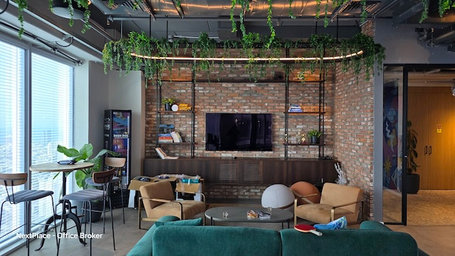 לאונג 2 להשכרה בלנדמרק A, משרד 540 מטר