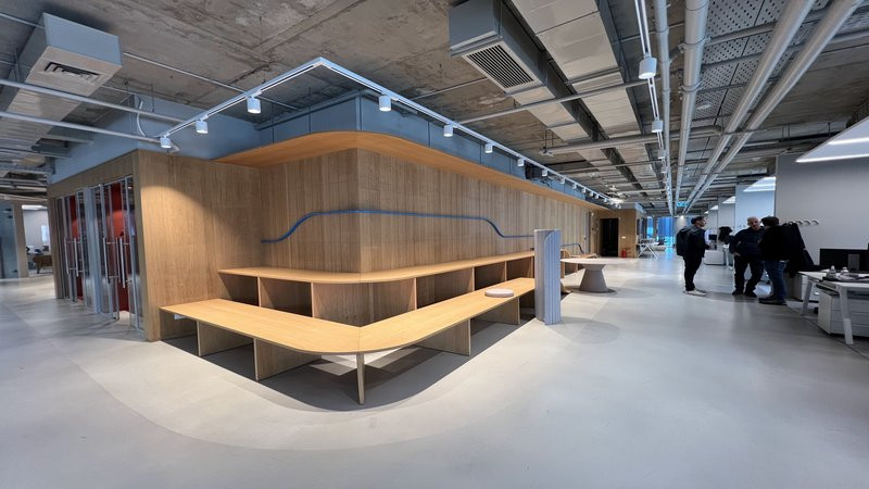 להשכרה משרד גדול בתאומי רובינשטיין