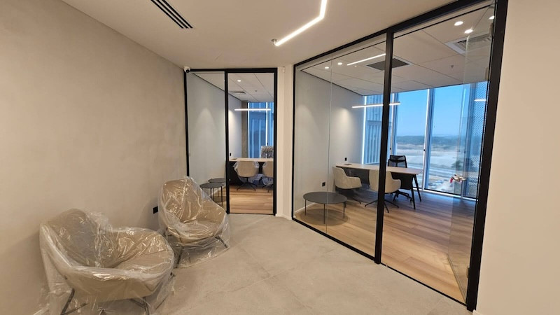 מבואה משרד להשכרה 160 מר באקרו סביון קרית אונו