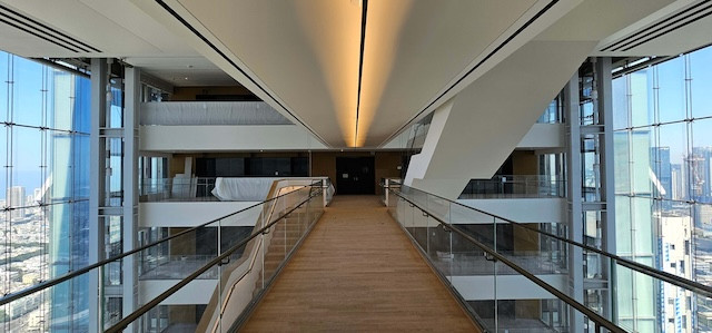 מבואה משרד להשכרה בלנדמרק שרונה תל אביב, קומה 40, (optibus)