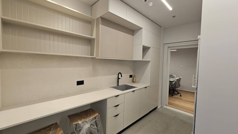 מטבח משרד להשכרה 160 מר באקרו סביון קרית אונו