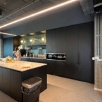 מטבח משרד להשכרה בעזריאלי משולש, 1448 מטר (Rapyd) ת״א