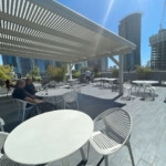 מרפסת משרד קרקע להשכרה בבית אריאל, 140 מטר