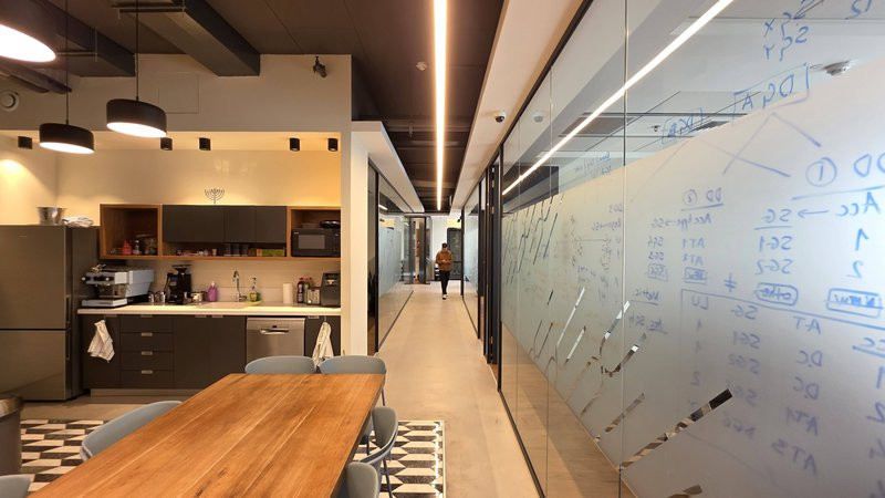 משרד 268 מר באקרו תל אביב - מטבח ופינת ישיבה