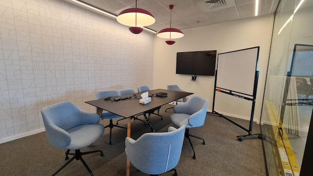 חדר ישיבות משרד גדול להשכרה במגדל היובל, שרונה, 1200 מ״ר