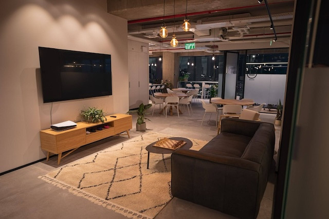 לאונג משרד 520 מ״ר במגדל סוזוקי, יגאל אלון ת״א