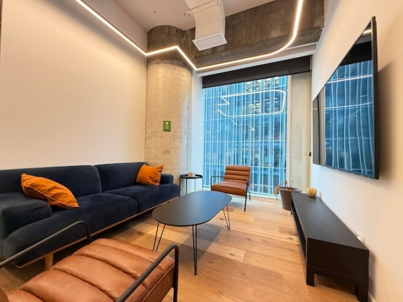 לאונג משרד מרוהט במגדל אקרו, 300 מ״ר, חסן ערפה ת״א