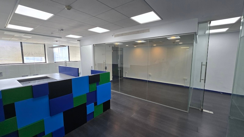 קבלה משרד 142 מ״ר להשכרה בבית הקרן, מתחם הבורסה