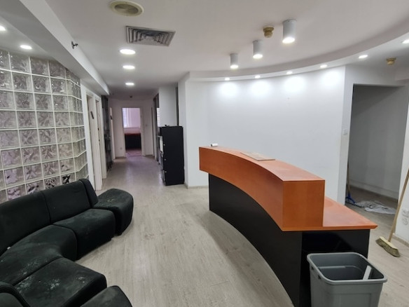 קבלה משרד 170 מ״ר להשכרה במגדלי התאומים בבורסה